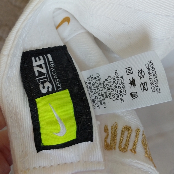 Nike 2021 NCAA Men's Champs Final Four White Gold Cap - Picture 8 of 9